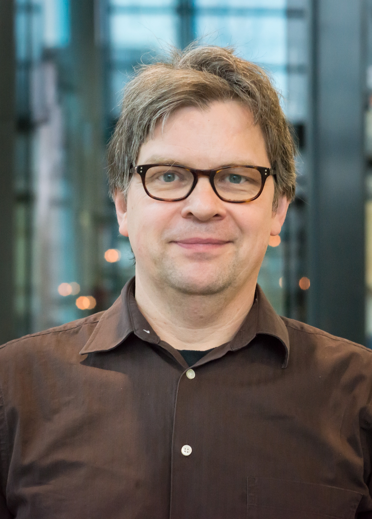Dr. Tobias Schulze Dr. Tobias Schulze